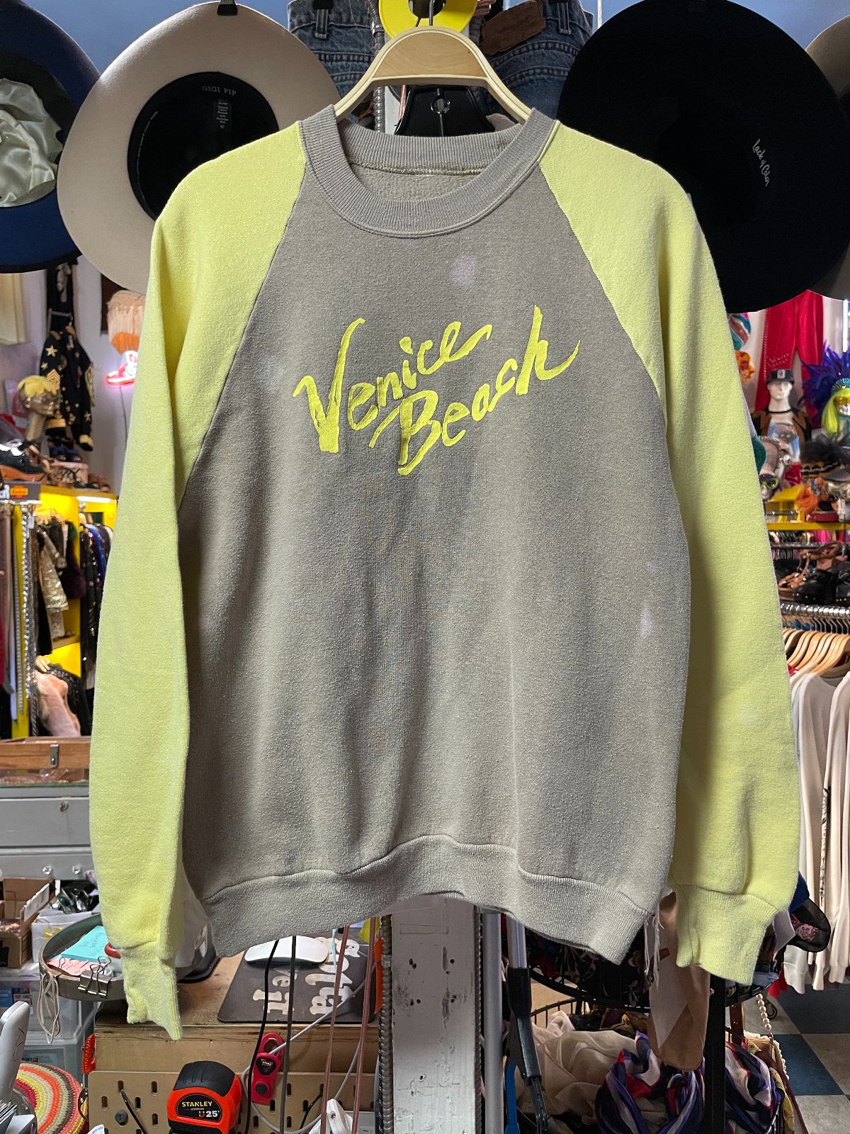 *AS-IS* VENICE BEACH RAGLAN SWEATSHIRT in TAUPE, YELLOW