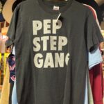 CUTE! PEP STEP GANG BLACK LETTERS SINGLE STITCH T-SHIRT