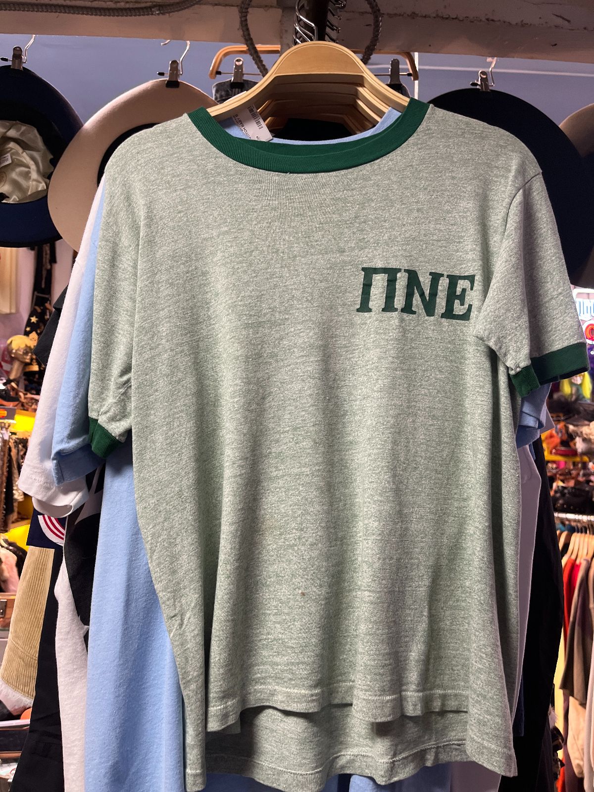 COOL! 1970S HEATHER GREEN FRATERNAL GRAPHIC RINGER TEE in GREEN