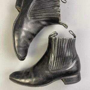 ALAMOS *AS-IS* SWEET! HECHO EN MEXICO SHORT VAQUERO COWBOY BOOTS in BLACK