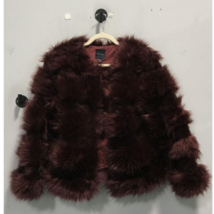 FUN! FLUFFY! BURGUNDY CROPPED FAUX FUR JACKET in MAROON