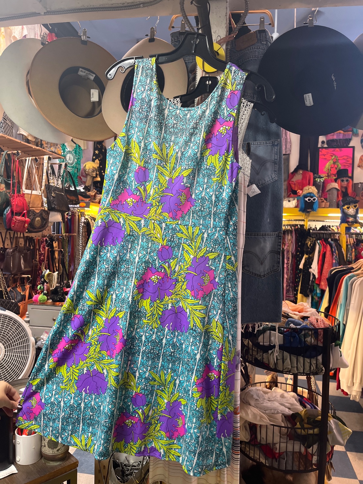 IMEC *AS-IS* FROM ITALY! 1970S PSYCHEDELIC FLORAL PRINT SLEEVELESS V-NECK MIDI DRESS - MADE IN ITALY in PURPLE, GREEN, BLUE, PINK, WHITE