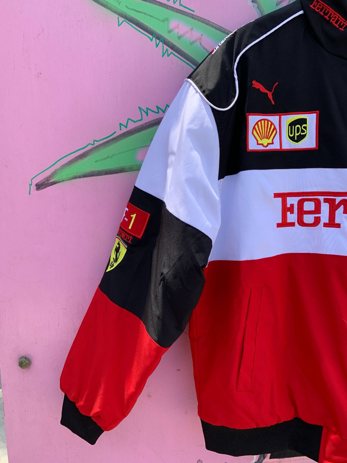 FERRARI FERRRI COLORBLOCK F1 RACING JACKET in BLACK, WHITE, RED