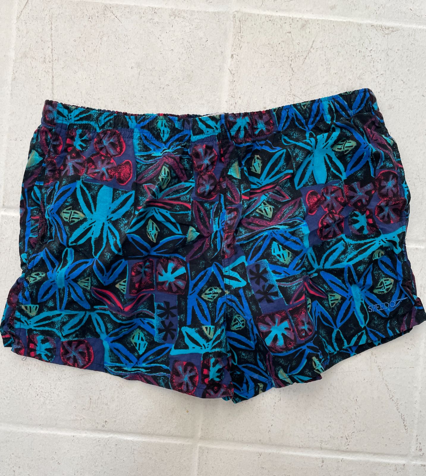 SPEEDO 1980S-90S FUNKY FLORAL PRINT SWIM TRUNKS PRINT, DRAWSTRING WAIST in BLUE, RED, GREEN