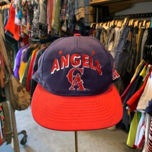 GERNUINE MERCHANDISE *AS-IS* 1990S EMBROIDERED CALIFORNIA ANGELS 2-TONE SNAPBACK HAT in BLUE, RED