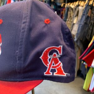 GERNUINE MERCHANDISE *AS-IS* 1990S EMBROIDERED CALIFORNIA ANGELS 2-TONE SNAPBACK HAT in BLUE, RED