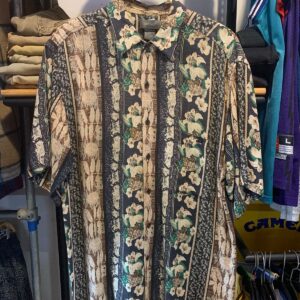 BRUNO 1990S TROPICAL PRINT RAYON & LINEN BLEND SHORT SLEEVE BUTTON DOWN SHIRT in BROWN, GREEN