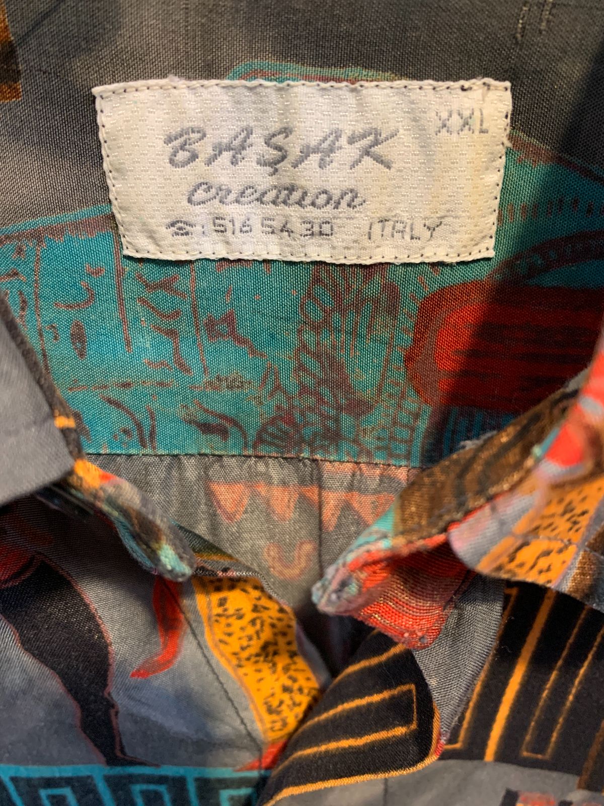 BASAK CREATION MADE IN ITALY! 1990S FUNKY! EGYPTIAN PRINT SLINKY RAYON BUTTON DOWN SHIRT in GREY, ORANGE