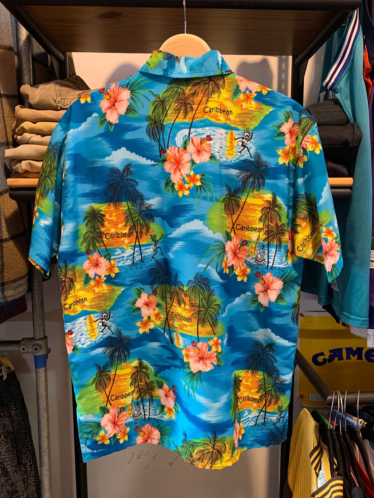 RETRO SILKY TROPICAL PRINT CARIBBEAN TOURIST HAWAIIAN SHIRT in BLUE, YELOW
