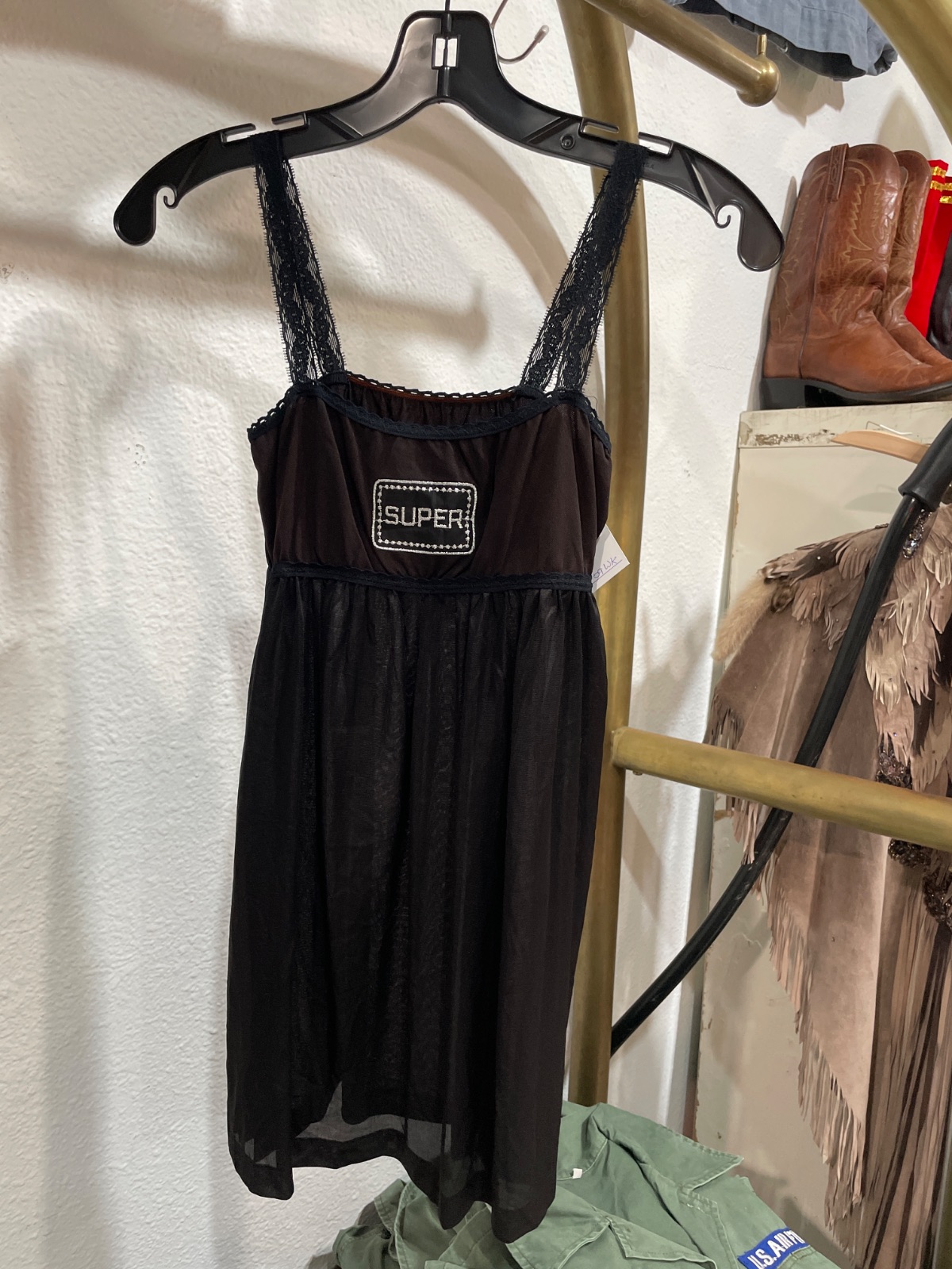 *DEADSTOCK* EMBROIDERED SUPER LACE TRIM CAMI LINGERIE TOP in BLACK