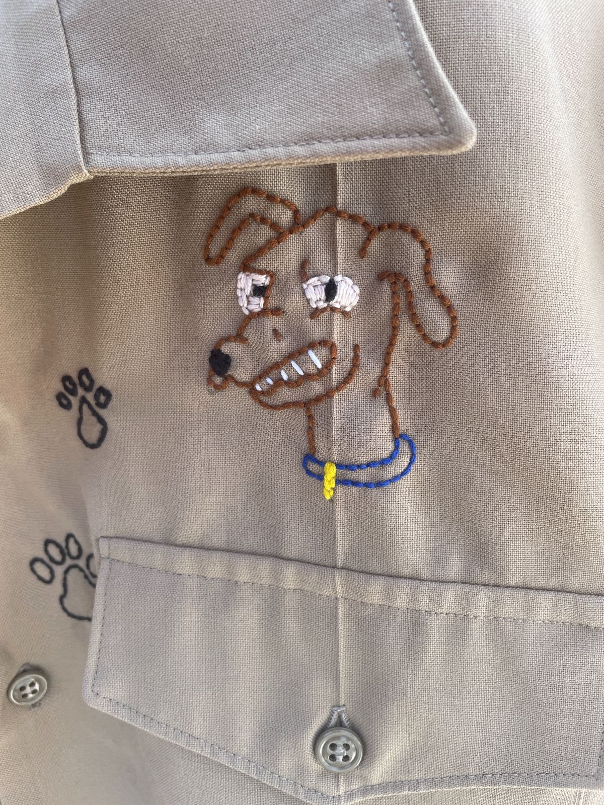 NETHERFRIENDS SHORT SLEEVE BUTTON UP W/ HAND EMBROIDERED CATS N DOGS in TAN