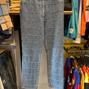 JONES JEANS Y2K MEDIUM WASH WINDOW PANE STRETCH DENIM JEANS STRAIGHT CUT in BLUE