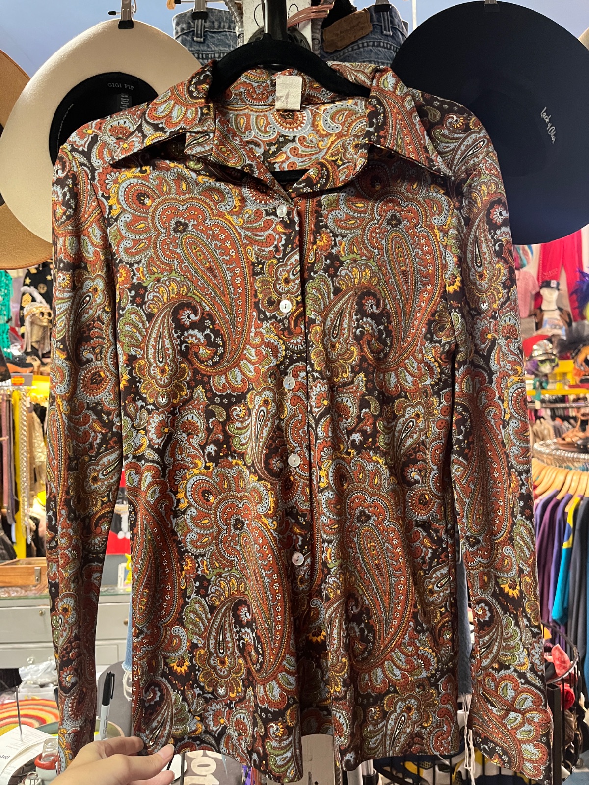 1960S-70S PAISLEY PRINT LONG SLEEVE BUTTON DOWN SHIRT SMALL FIT DAGGER COLLAR in BROWN, ORANGE, YELLOW, BLUE, GREEN