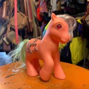 MY LITTLE PONY KEY CHAIN ORANGE AND RAINBOW in ORANGE