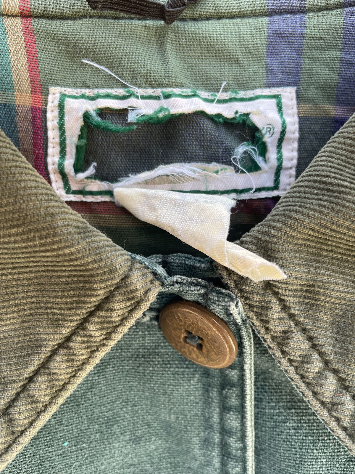 LL BEAN LL BEAN BUTTON UP CHORE JACKET W/ CORDUROY COLLAR in GREEN