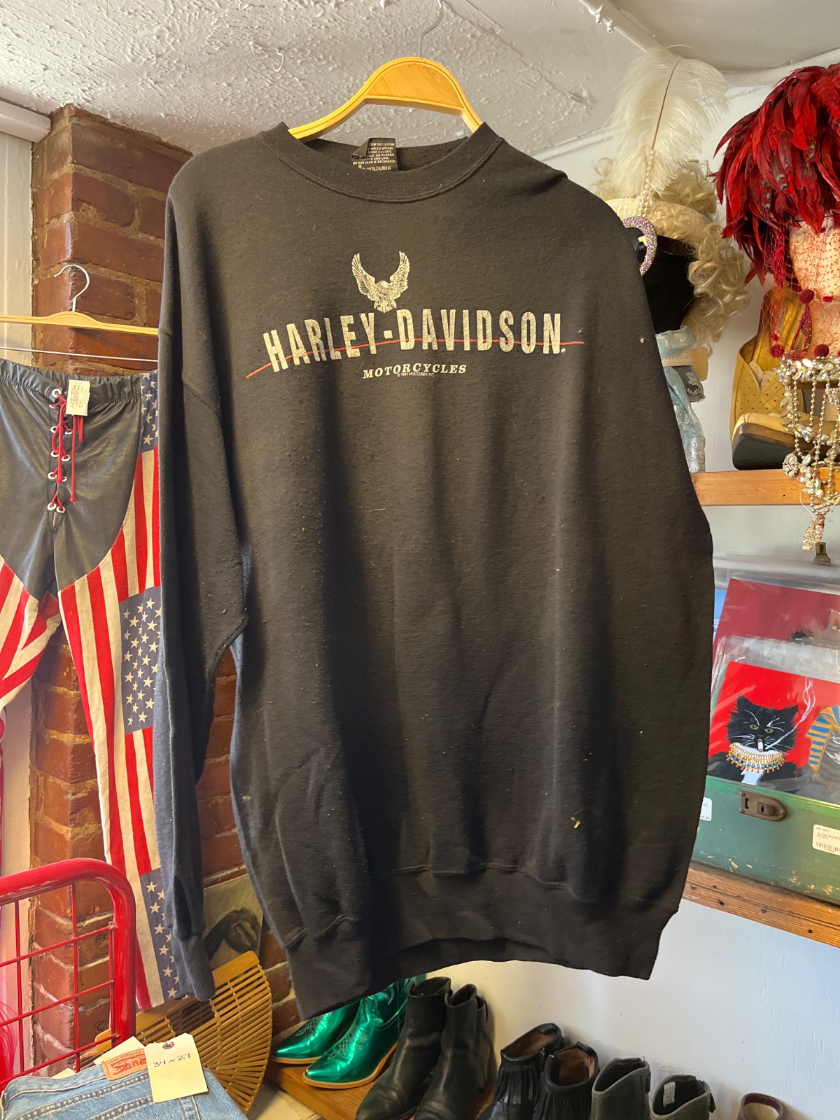 HARLEY-DAVIDSON AS-IS HARLEY-DAVIDSON BLACK SWEATSHIRT WITH EAGLE GRAPHIC in BLACK, WHITE