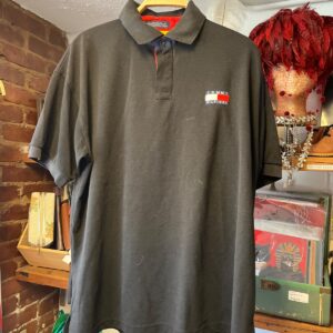 TOMMY HILFIGER TOMMY HILFIGER BLACK POLO SHIRT WITH LOGO PATCH in BLACK, RED, WHITE, BLUE