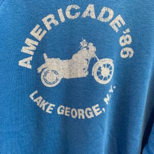 TULTEX 1986 AMERICADE MOTORCYCLE LAKE GEORGE NY PULLOVER SWEATSHIRT in BLUE