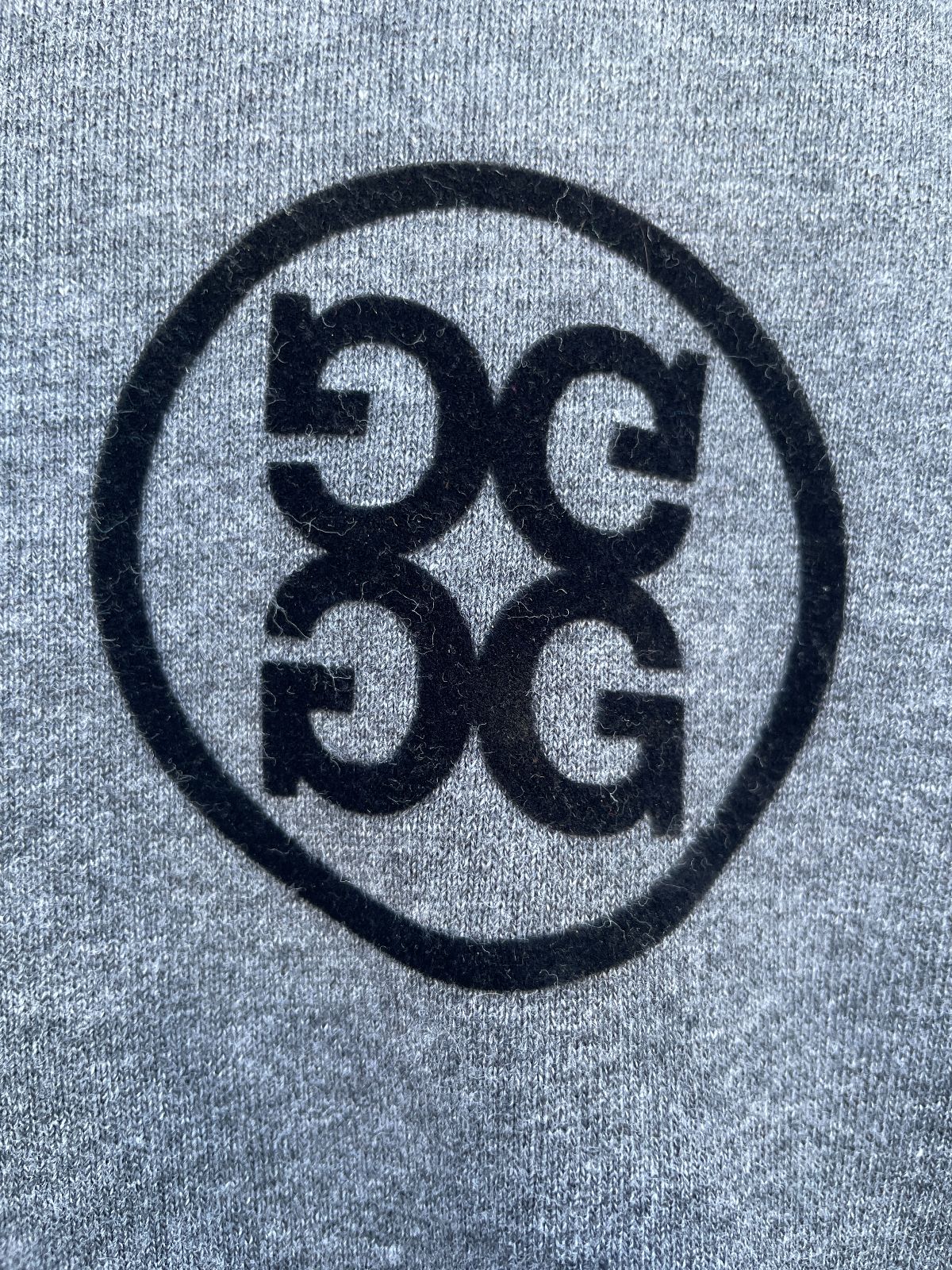 G/FORE G/FORE HOODED FRENCH TERRY SWEATSHIRT W/ FLOCKED LOGO in GRAY
