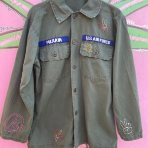 US AIR FORCE BUTTON UP MILITARY UNIFORM W/ HAND EMBROIDERED PEACE AND FLOWERS MEAKIN in OLIVE