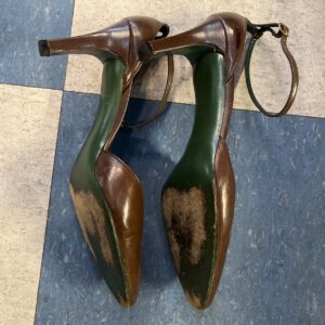 CHARLES JOURDAN CHARLES JOURDAN BROWN LEATHER WOMEN'S HEELS WITH ANKLE STRAPS in BROWN, BLACK