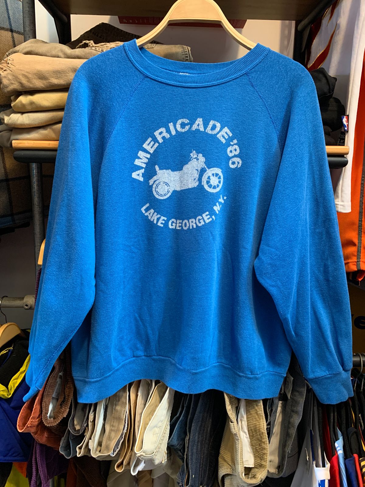 TULTEX 1986 AMERICADE MOTORCYCLE LAKE GEORGE NY PULLOVER SWEATSHIRT in BLUE