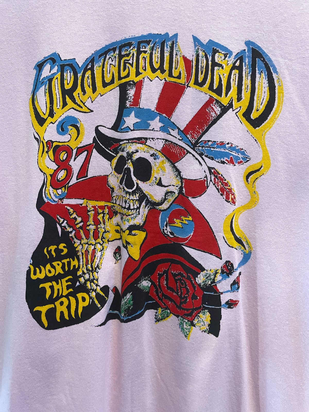 GILDAN AWESOME BOOTLEG 1987 GRATEFUL DEAD ITS WORTH THE TRIP TOUR T-SHIRT in PINK