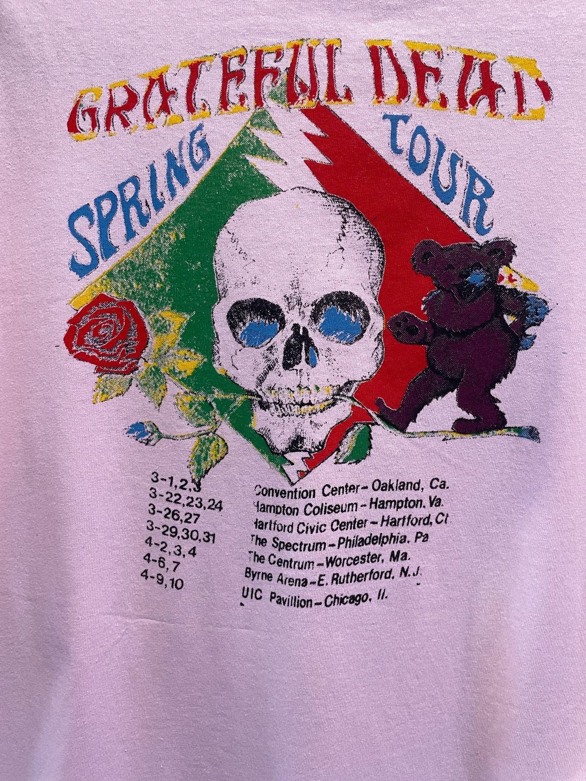GILDAN AWESOME BOOTLEG 1987 GRATEFUL DEAD ITS WORTH THE TRIP TOUR T-SHIRT in PINK