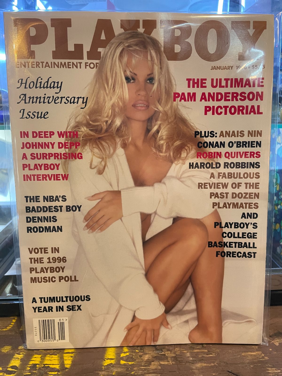 PLAYBOY PLAYBOY MAGAZINE JANUARY 1996 PAM ANDERSON PICTORIAL