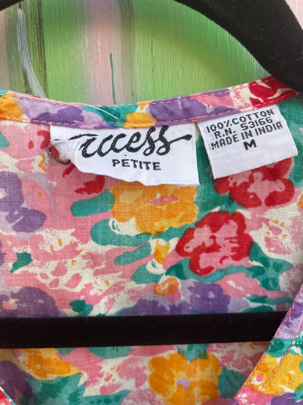 ACCESS PETITE 1980S-90S 100% COTTON FLORAL PRINT BUTTON FRONT ROMPER in PINK, PURPLE