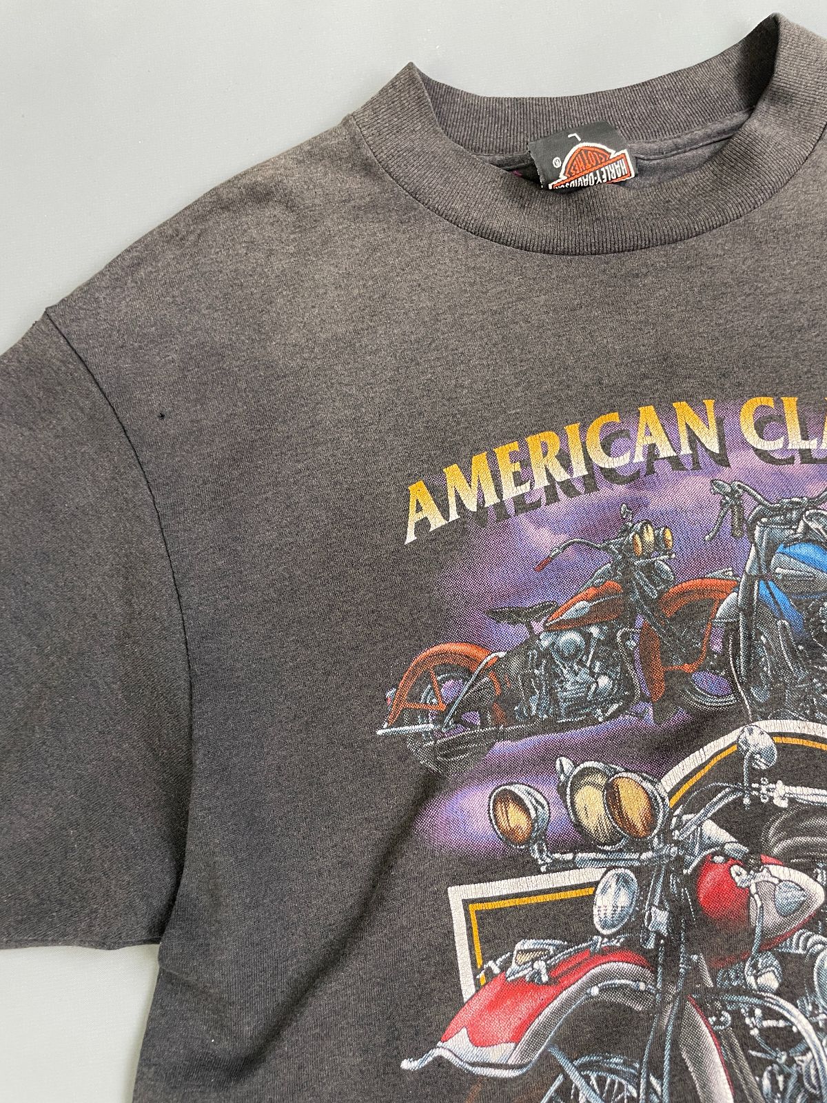 3D EMBLEM HARLEY DAVIDSON *AS-IS* 1980S PERFECTLY SUNFADED AMERICAN CLASSIC HARLEY DAVIDSON BOOT HILL LEATHER SHOP CHEROKEE NC SINGLE STITCH T-SHIRT in BLACK