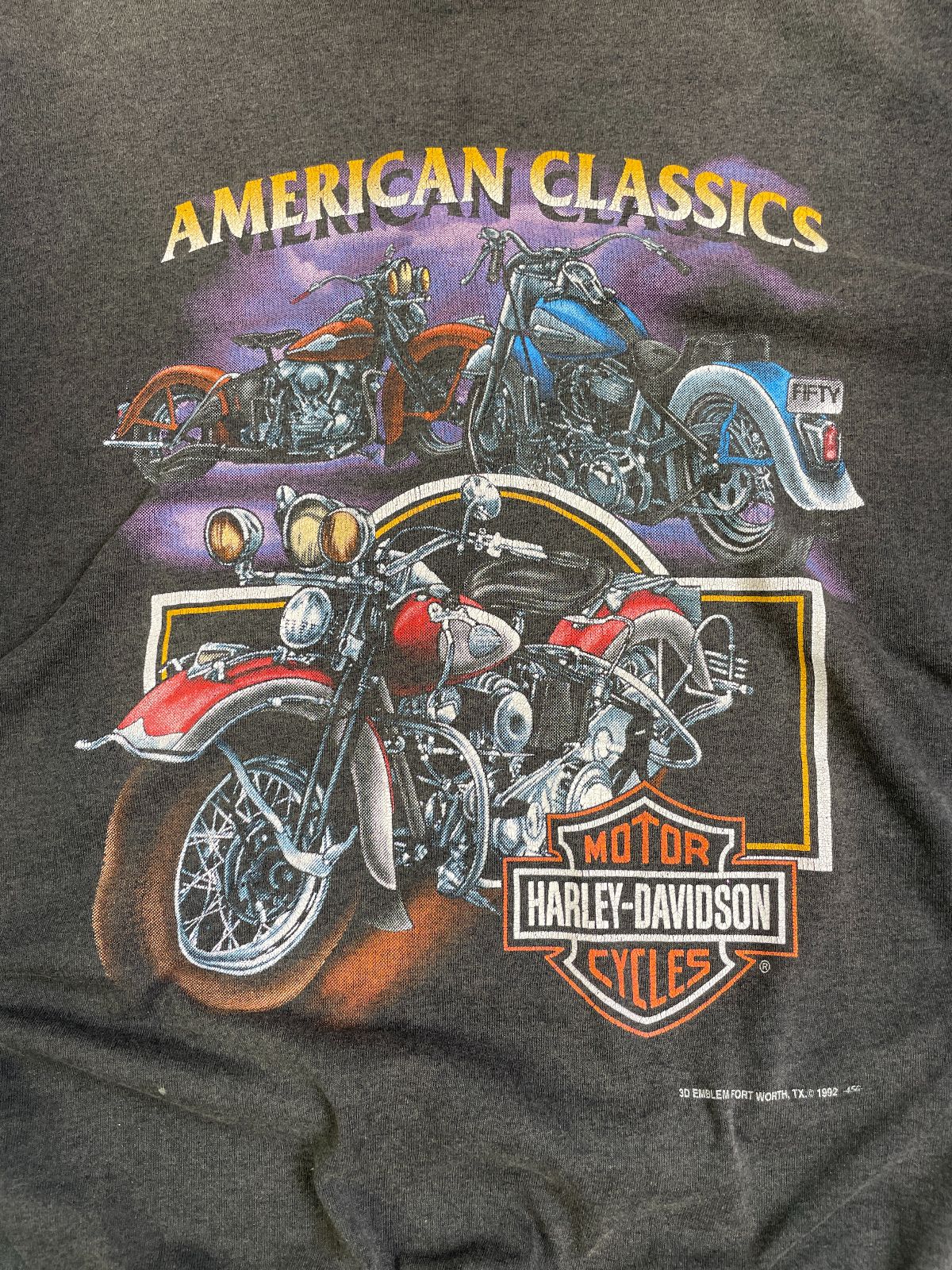 3D EMBLEM HARLEY DAVIDSON *AS-IS* 1980S PERFECTLY SUNFADED AMERICAN CLASSIC HARLEY DAVIDSON BOOT HILL LEATHER SHOP CHEROKEE NC SINGLE STITCH T-SHIRT in BLACK