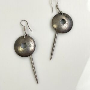 *SIGNED LH 925 ANTIQUE STERLING SILVER MODERNIST STYLE DISC & PENDULUM NEEDLE EARRINGS in SILVER
