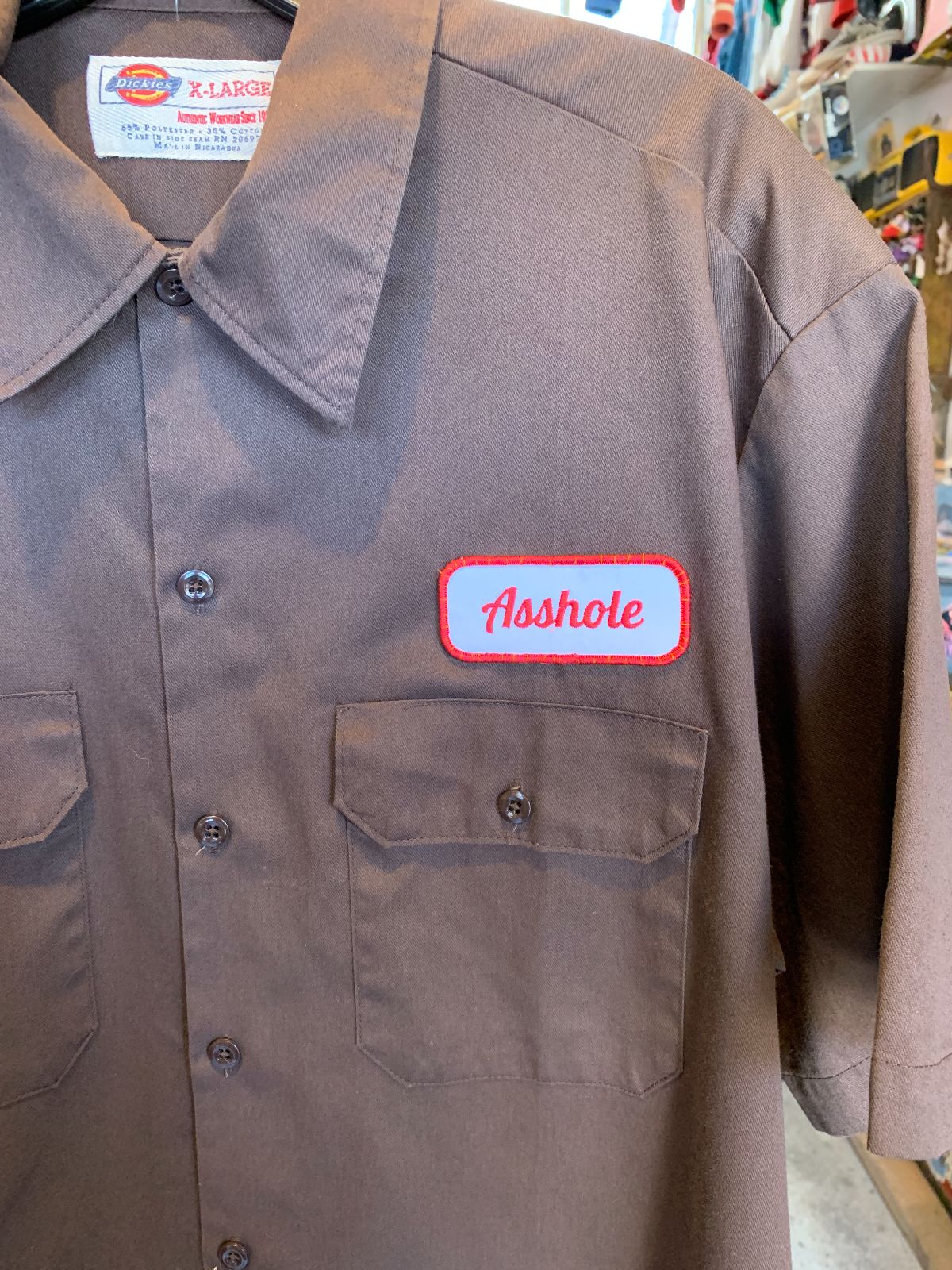 DICKIES 1990S SHORT SLEEVE WORK SHIRT ASSHOLE PATCH in BROWN