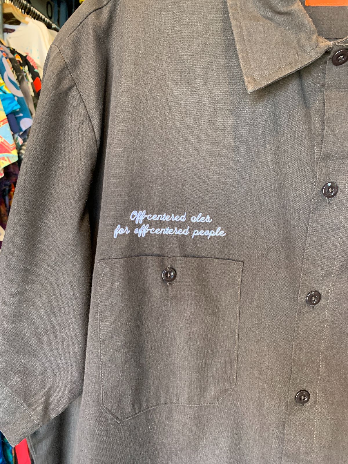 DICKIES EMBROIDERED DOGFISH HEAD ALE MECHANICS STYLE SHORT SLEEVE BUTTON DOWN WORK SHIRT in BROWN