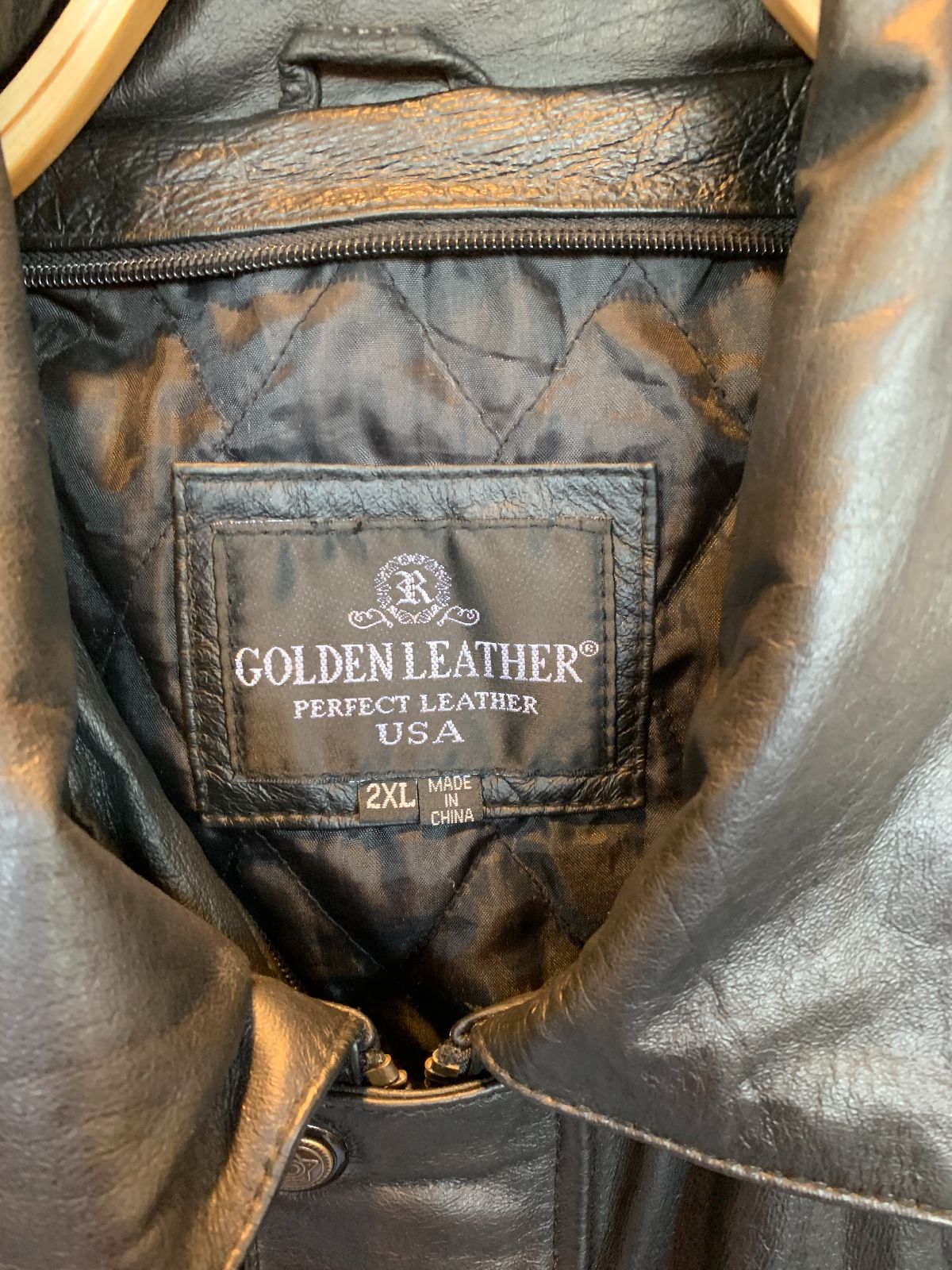 GOLDEN LEATHER AS-IS BLACK AND WHITE USA FLAG LEATHER JACKET in BLACK