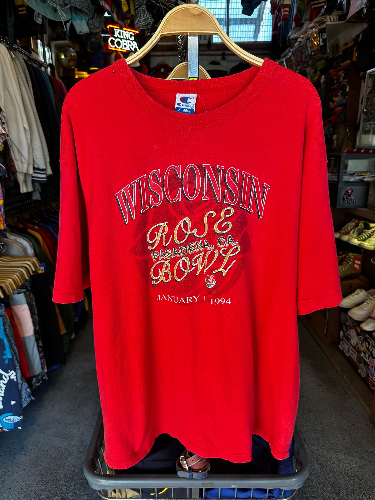 CHAMPION CHAMPION WISCONSIN ROSE BOWL T-SHIRT JANUARY 1 1990 in RED