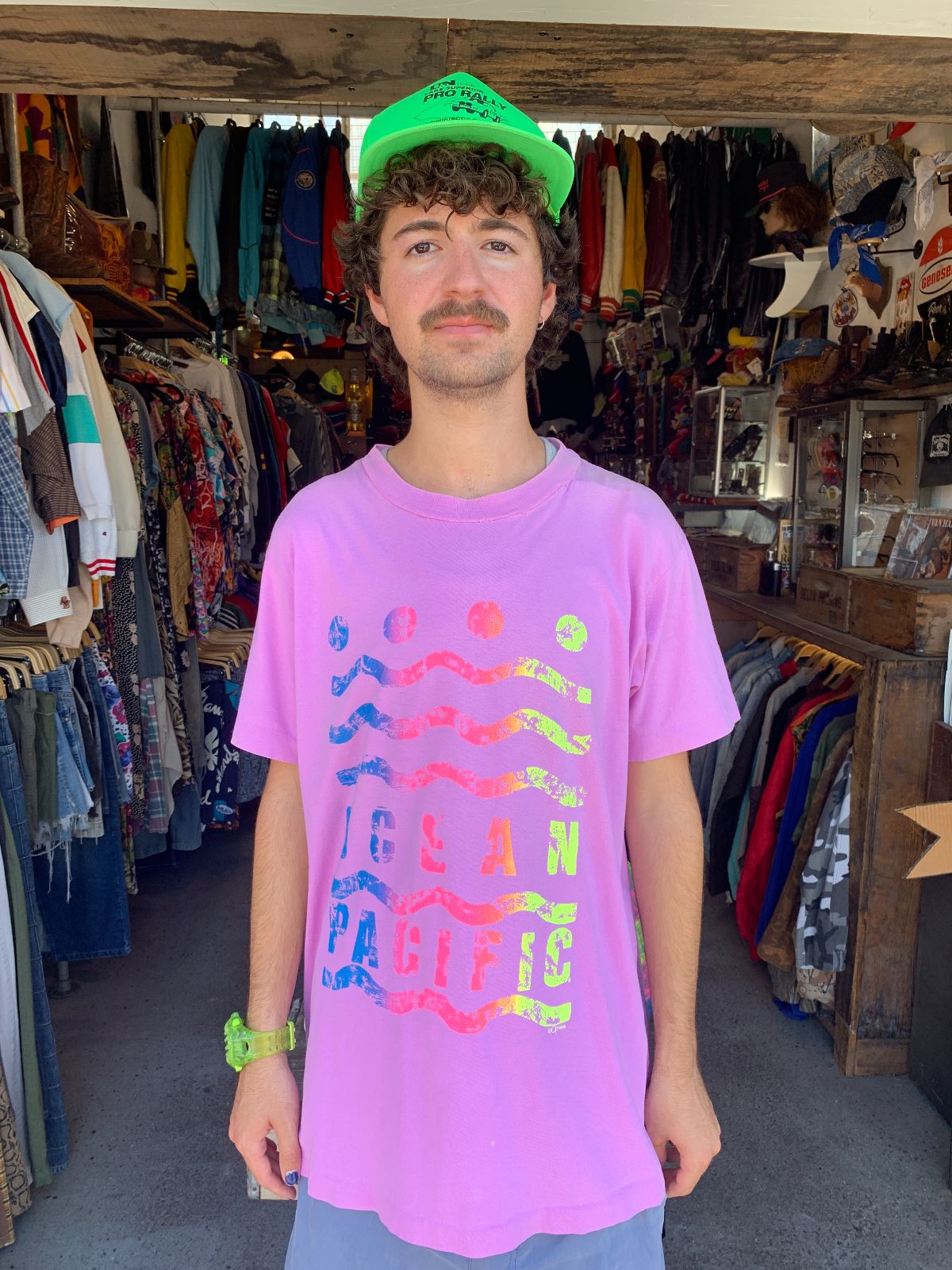 OCEAN PACIFIC 1990S OP NEON OMBRE GEOMETRIC SINGLE STITCH T-SHIRT W/ HAND MADE EMBROIDERED FLOWERS in PURPLE