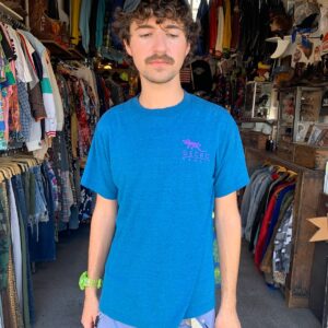 TEE JAYS AS-IS SUPER SICK 90S GECKO HAWAII  SINGLE STITCHED T-SHIRT in BLUE