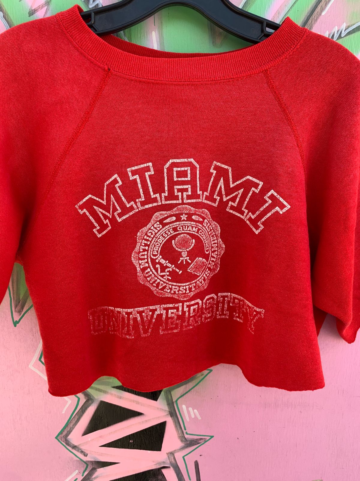 SWEET! MIAMI UNIVERSITY CROPPED SHORT SLEEVE RAGLAN SWEATSHIRT in RED, WHITE