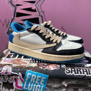 NIKE X TRAVIS SCOTT AS-IS NIKE TRAVIS SCOTT AIR JORDAN 1 LOW FRAGMENTS in WHITE