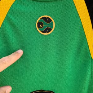 AND 1 AS-IS VINTAGE Y2K AND 1 BASKETBALL JERSEY in GREEN