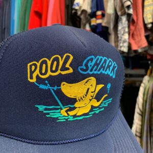 POOL SHARK DESIGN TRUCKER HAT in NAVY, YELLOW
