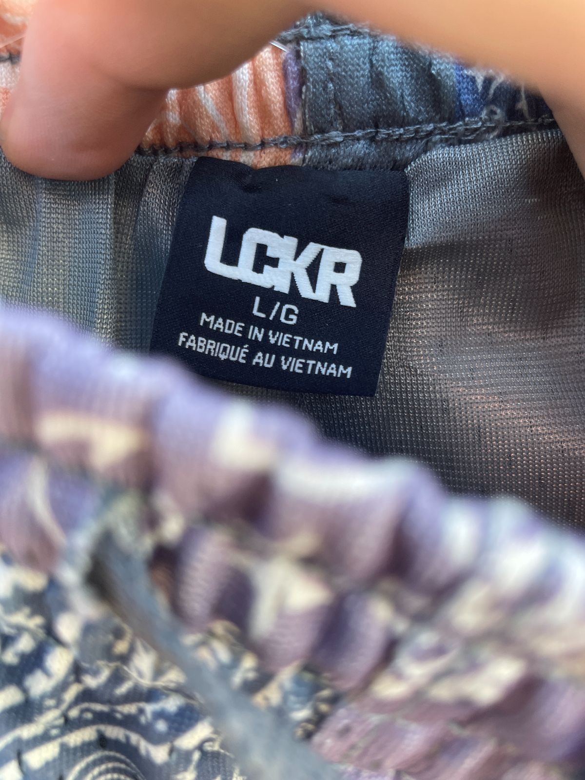 LCKR PASTEL BANDANA PATCHWORK MESH BASKETBALL SHORTS in GREY, PEACH, PURPLE