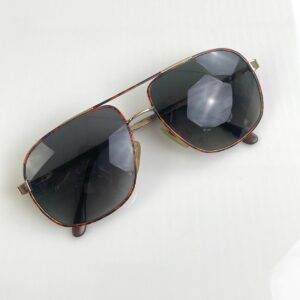 FLECKED & GOLD WIRE FRAME AVIATOR STYLE SUNGLASSES, CUSTOM POLARIZED GRADIENT SMOKE LENSE, ANTI REFLECTIVE COATING in GOLD, BROWN, BLACK