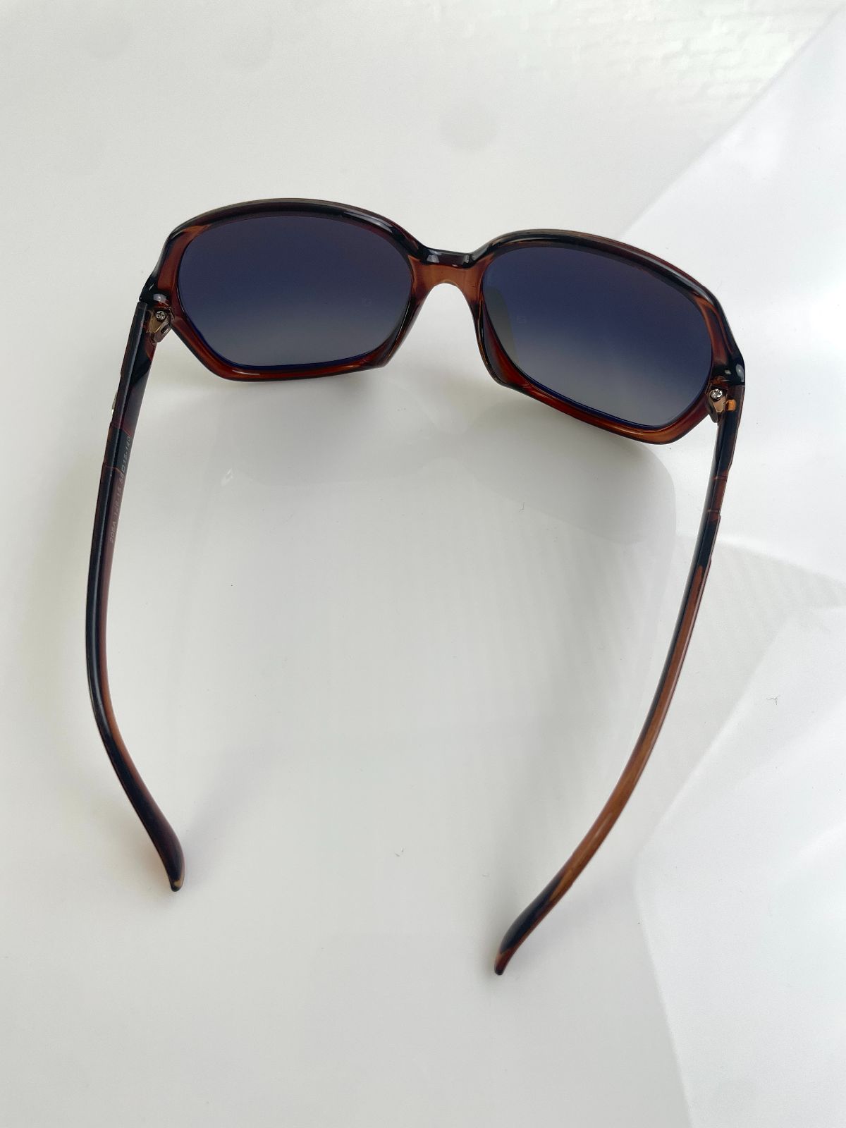 GUCCI *AS-IS* EARLY Y2K ROUNDED OVERSIZED SUNGLASSES, CUSTOM SMOKE LENSE in BROWN, BLACK