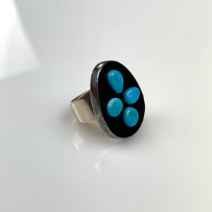 *SIGNED BEAUTIFUL ONYX INLAY 925 STERLING SILVER RING, POLISHED TURQUOISE NUGGETS, SET IN BLACK ONYX / OBSIDIAN in SILVER, BLACK, BLUE