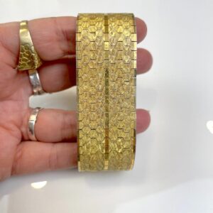 *AS-IS* 1960S GOLD PLATED HONEYCOMB MESH ARTICULATED BRACELET LOCKING CLOSURE- MARKED 18K 0.750 in GOLD