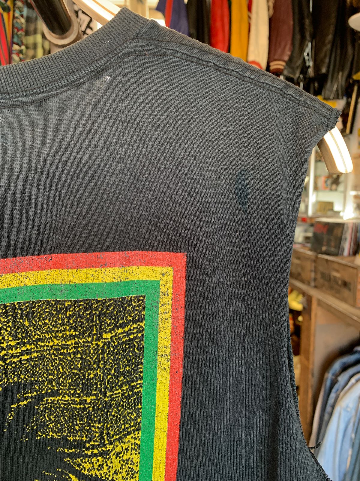 AS-IS PERFECTLY DISTRESSED RARE Y2K BAD BRAINS BLACK DR KNOW PHOTO T-SHIRT in BLACK