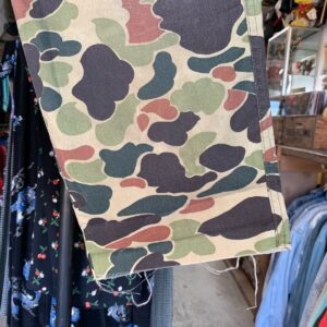 CHARLES DALY AS-IS 80S DISTRESSED CHARLES DALY CAMO CUT OFF SHORTS in GREEN